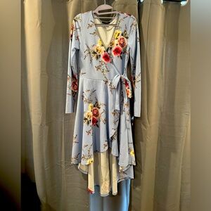 Size 14/16 Xl hi-lo light blue floral dress.
